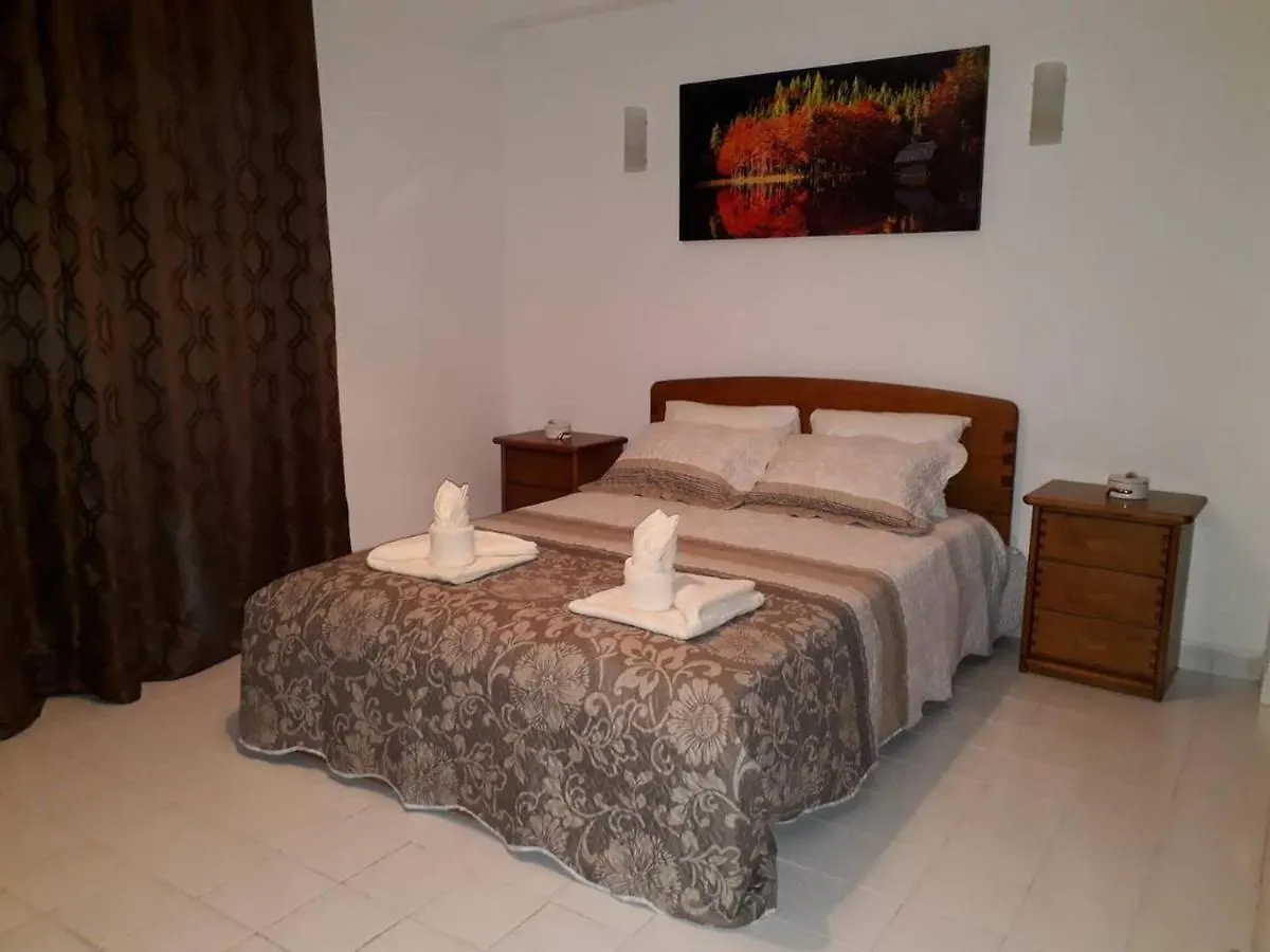 Apartamento T1 Com Piscina, Em Montechoro, Albufeira, Algarve Apartamento